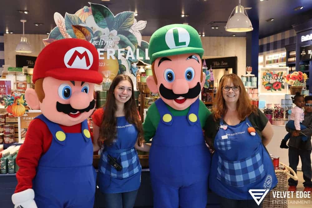 Mario_Luigi_Shop-min